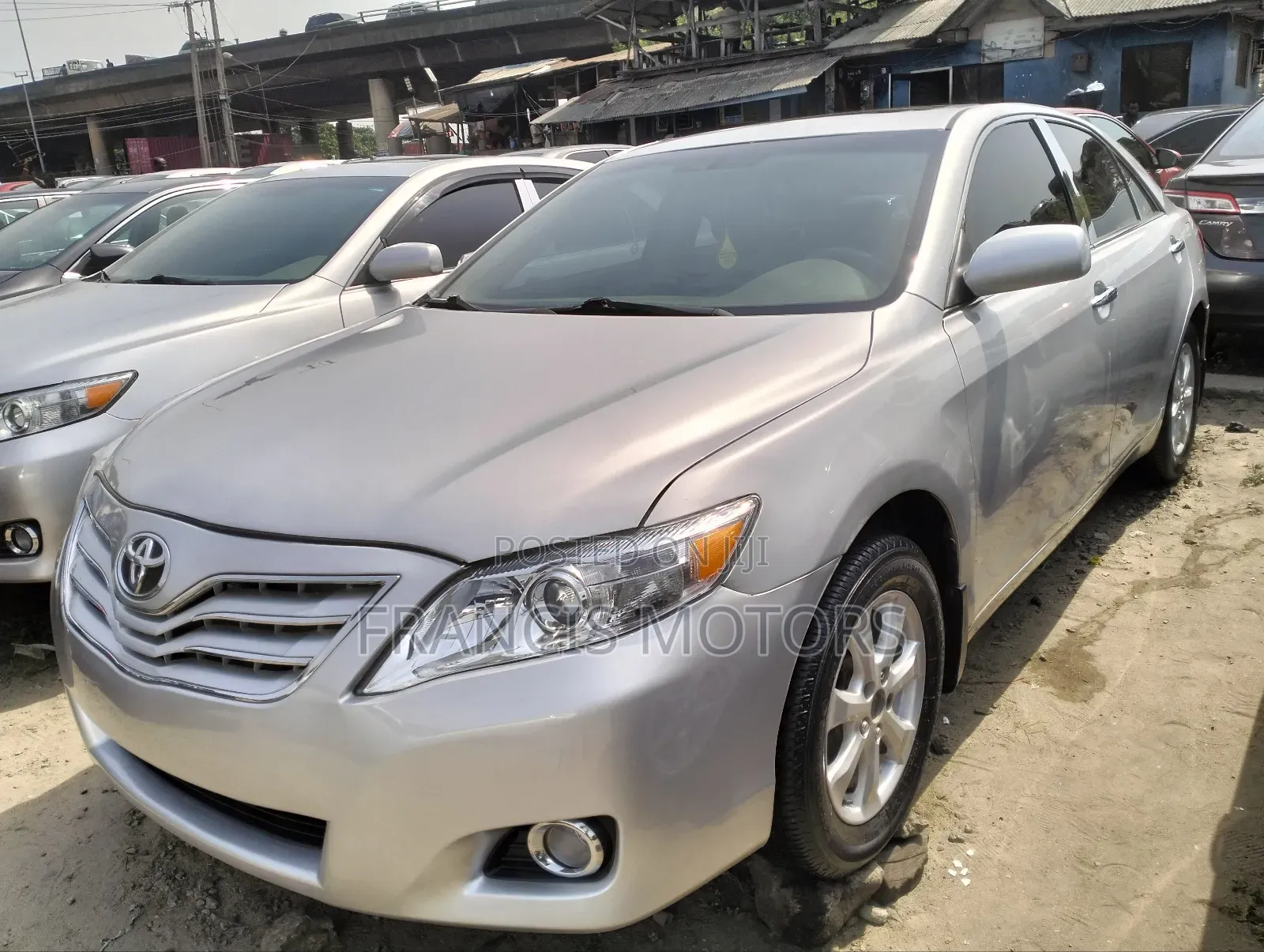 Toyota Camry LE 4dr Sedan (2.5L 4cyl 6AM) 2010 Silver