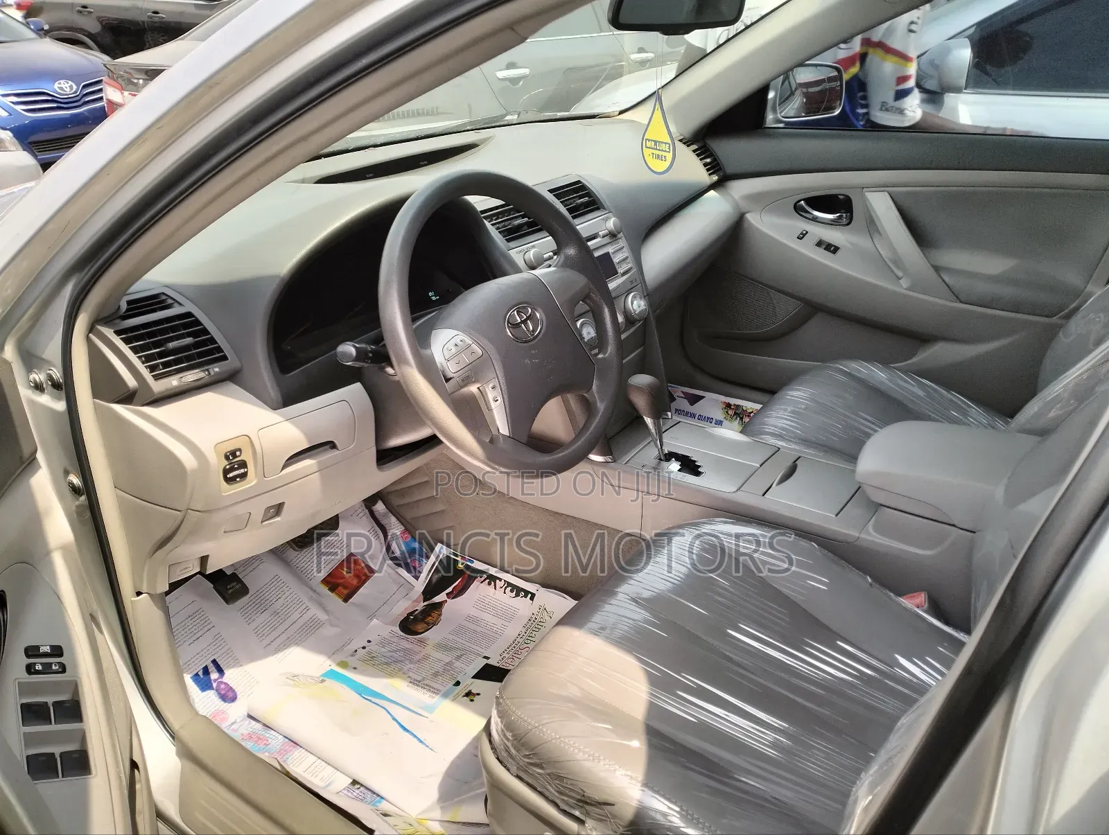 Toyota Camry LE 4dr Sedan (2.5L 4cyl 6AM) 2010 Silver