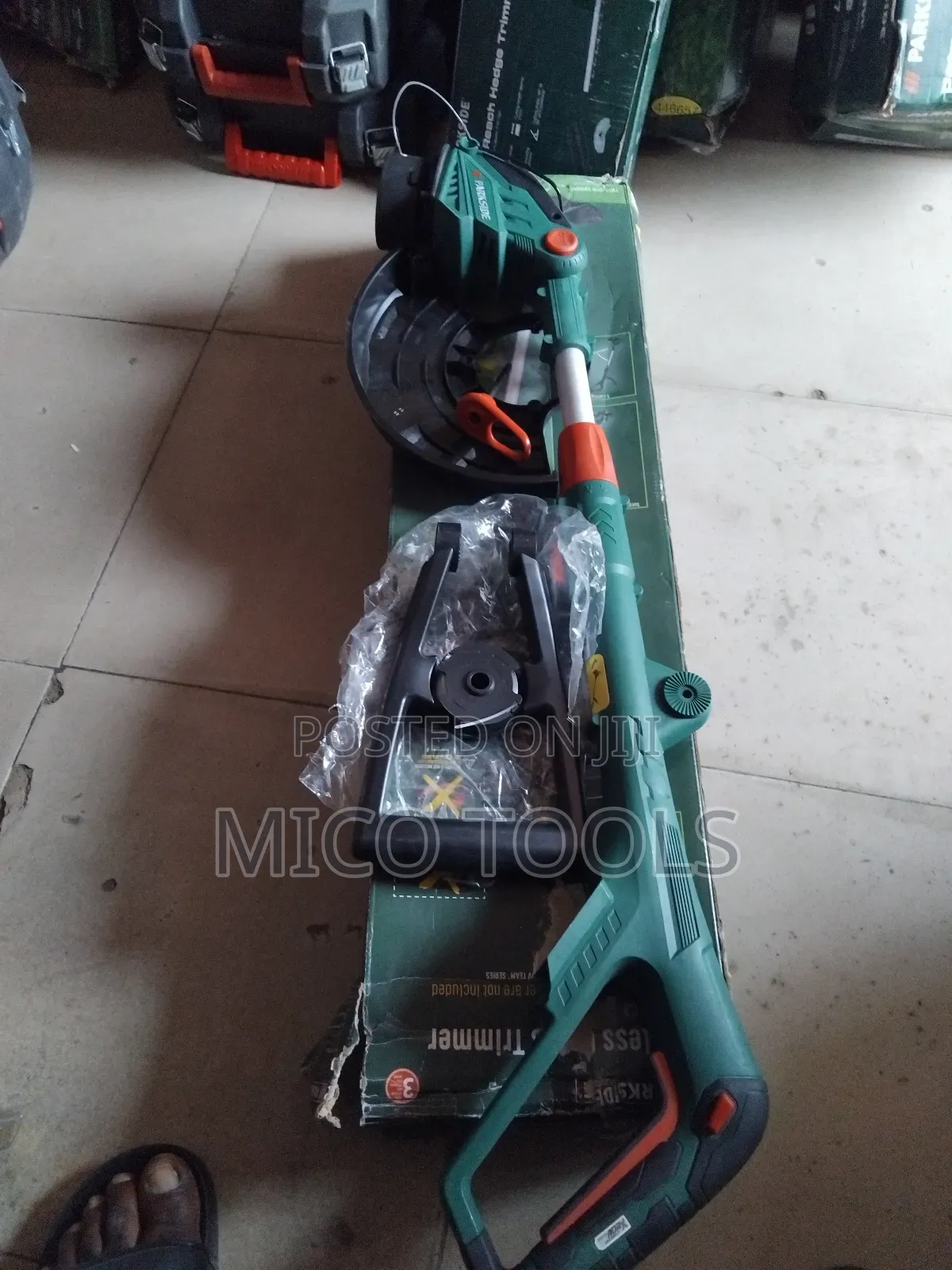 Cordless Grass Trimmer