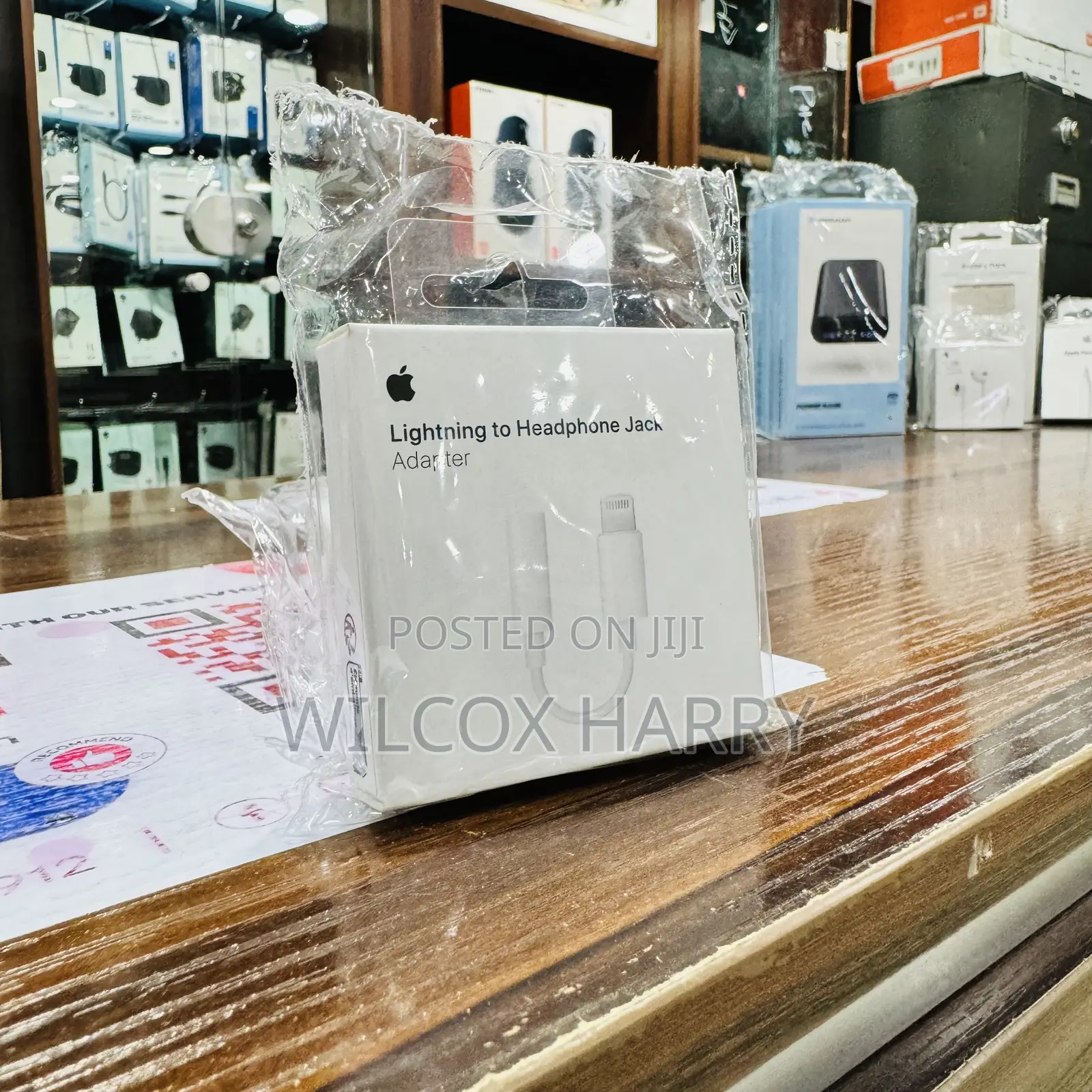 Apple Original Lightning to 3.5 Mm Headphone Jack Adapter