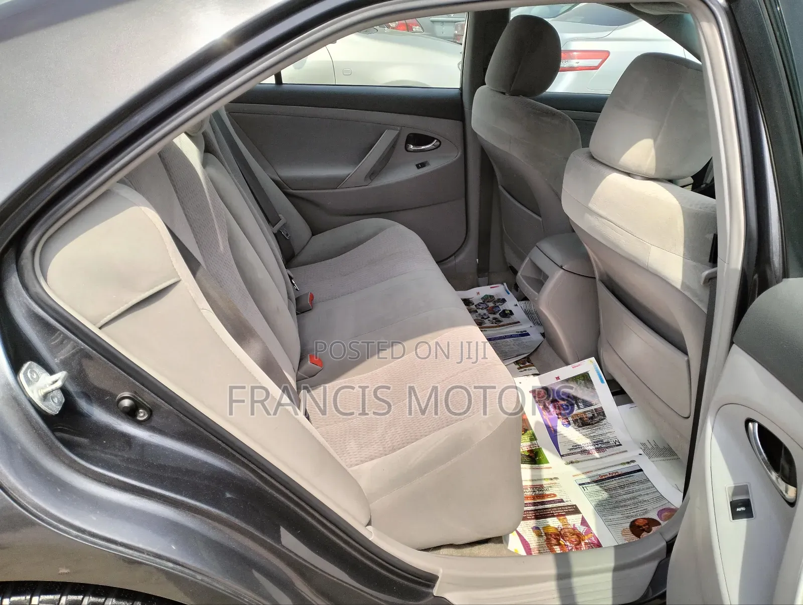 Toyota Camry LE V6 4dr Sedan (3.5L 6cyl 6AM) 2010 Gray