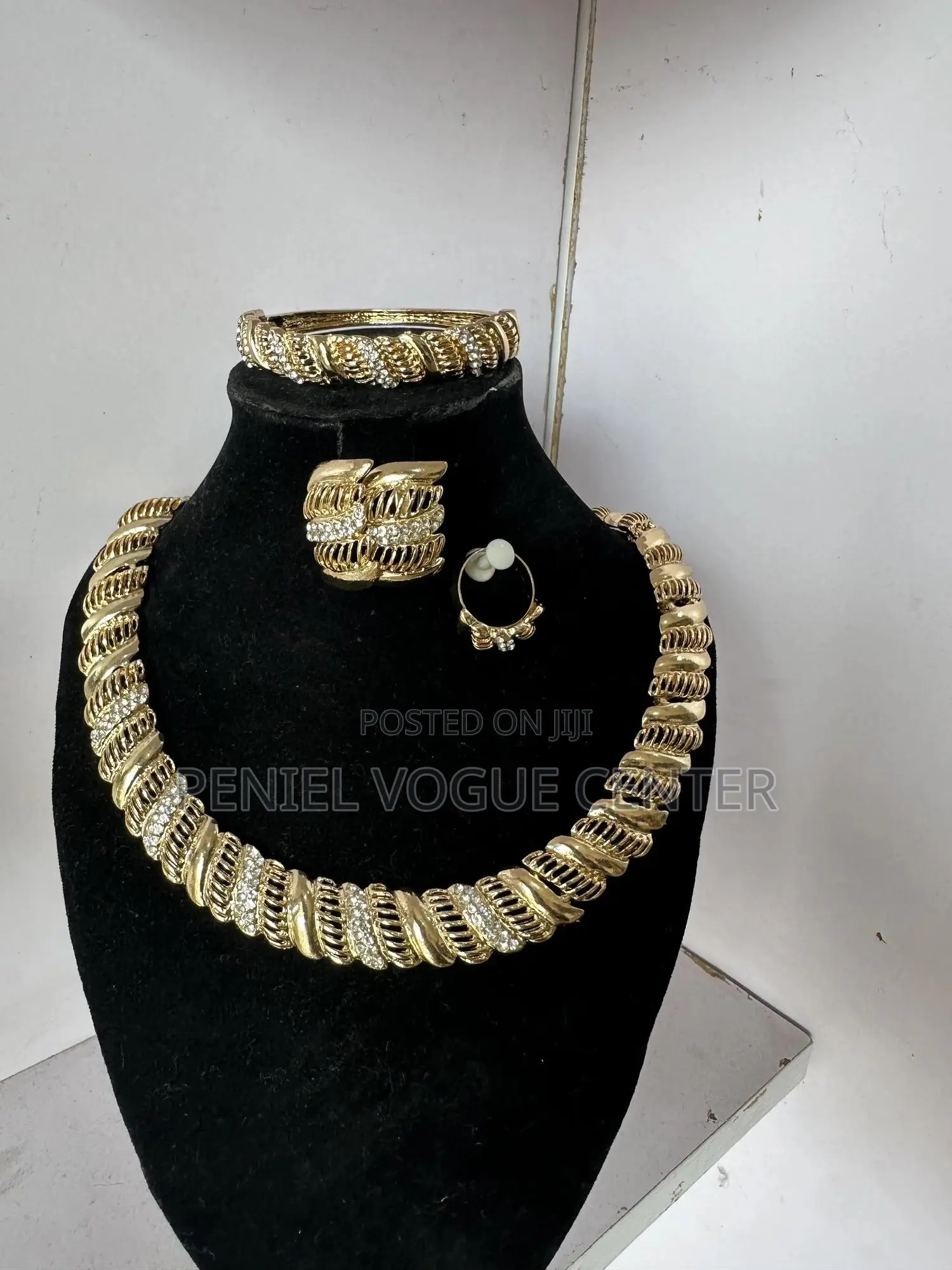 Gold Replica Jewelry Set, Custom Jewelry Chain Set