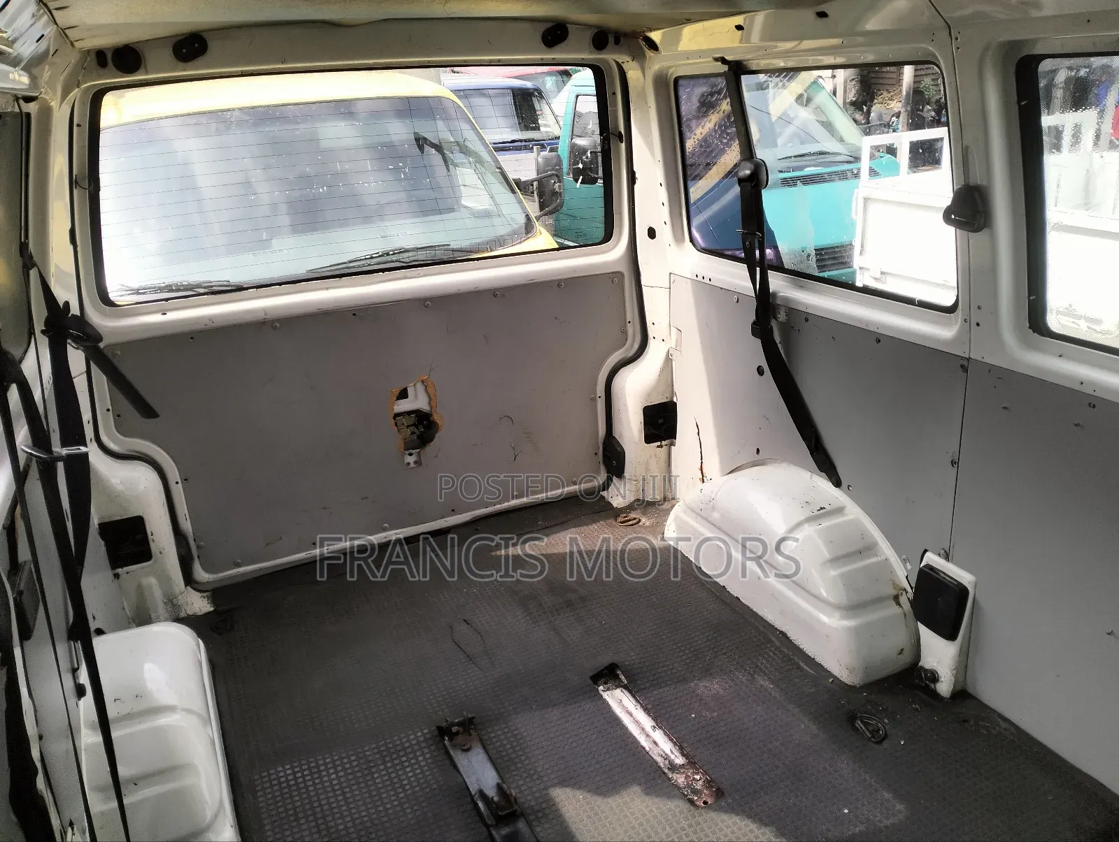 Volkswagen Transporter 2003 White