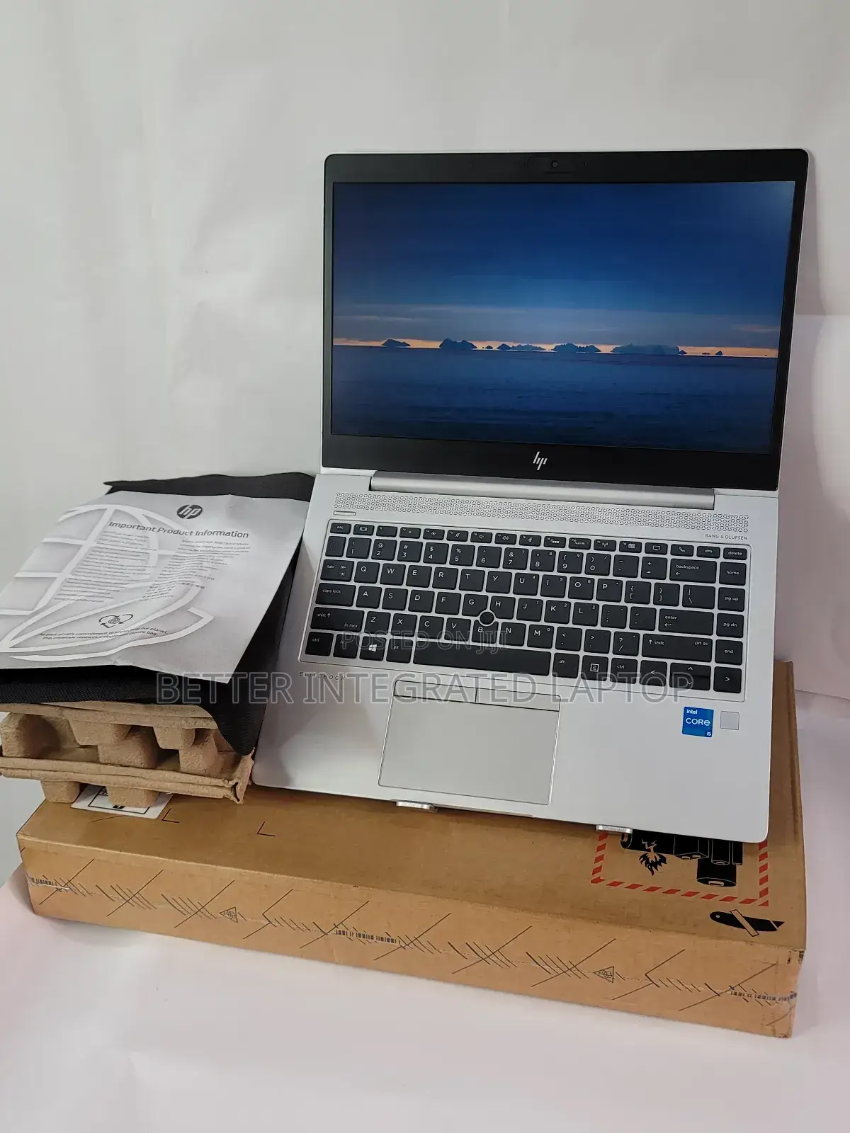 New Laptop HP EliteBook 820 8GB Intel Core i5 SSD 256GB
