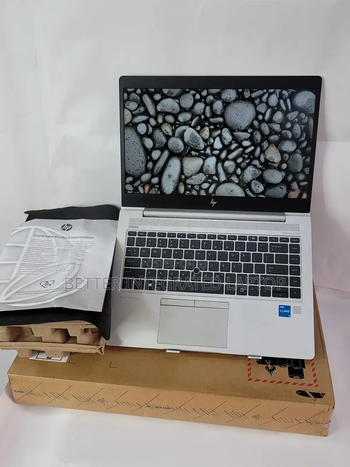 New Laptop HP EliteBook 820 12GB Intel Core i5 SSD 512GB