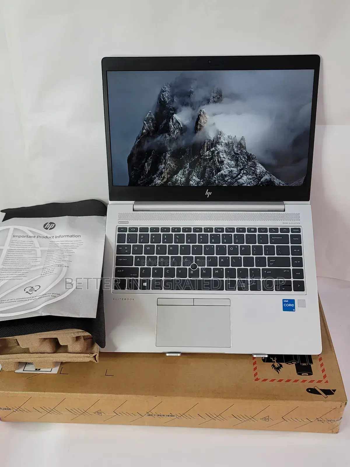 New Laptop HP EliteBook 820 8GB Intel Core i5 SSD 1T