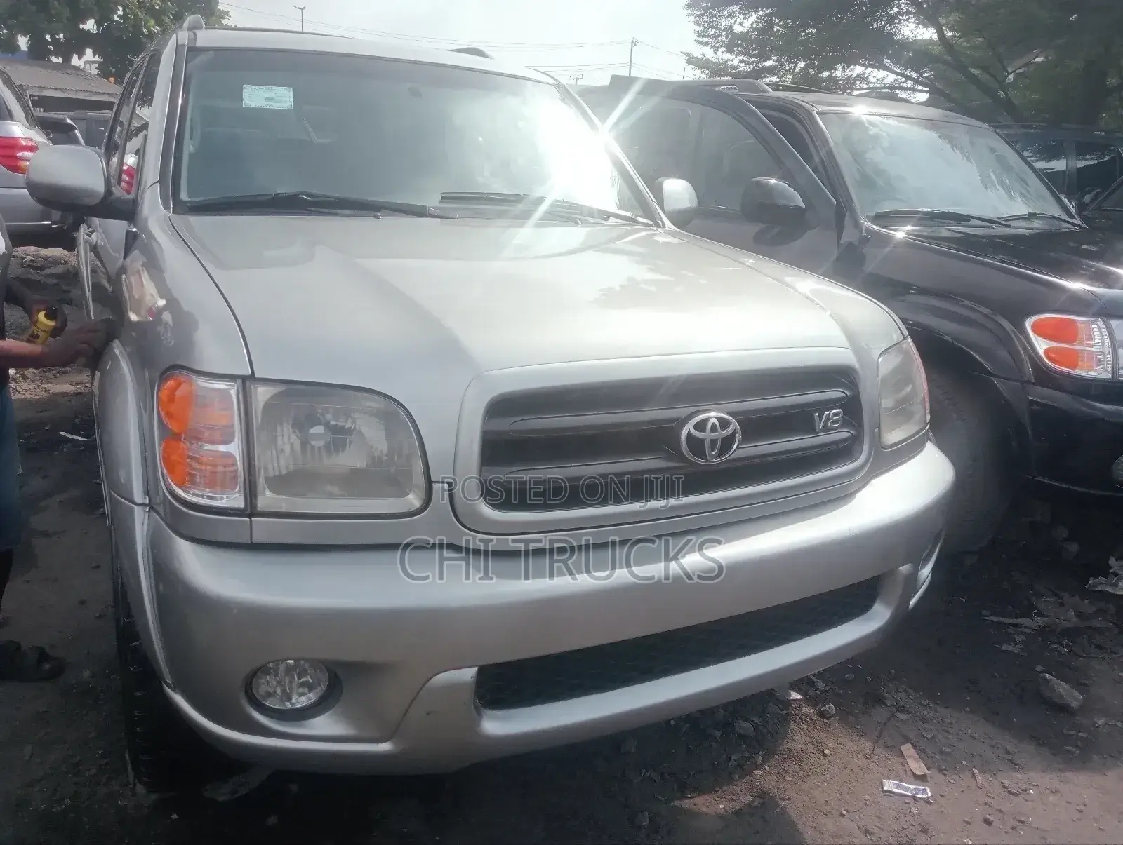 Toyota Sequoia 2004 Silver
