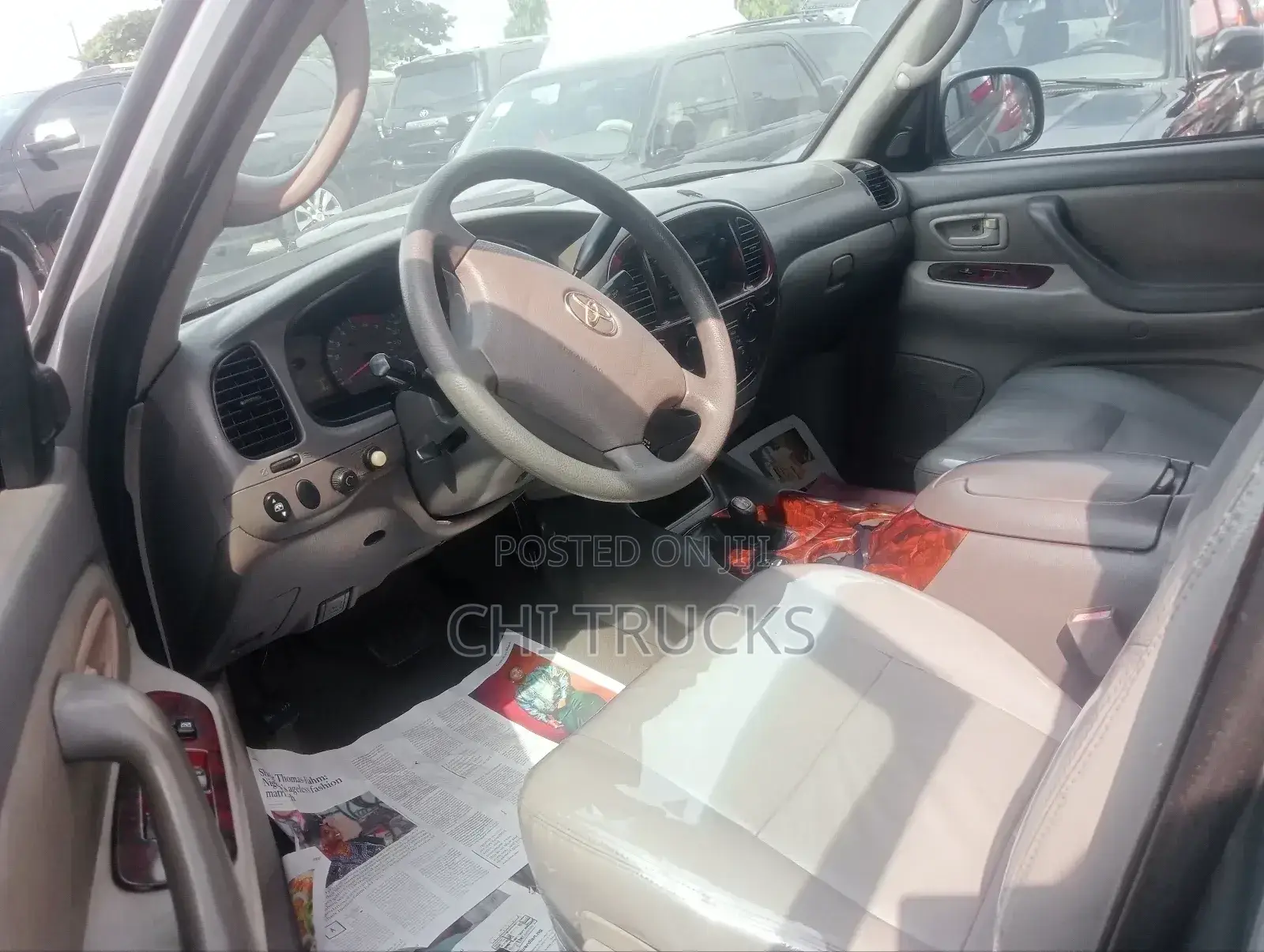 Toyota Sequoia 2004 Silver