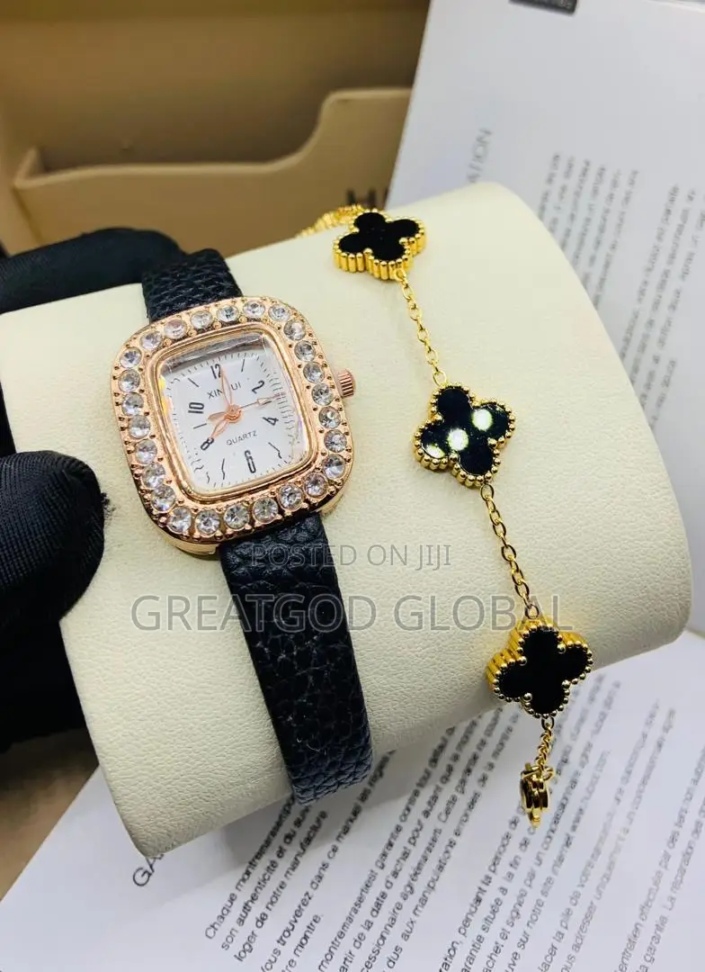 Small Ladies Wristwatch With Vca Available in Bulk