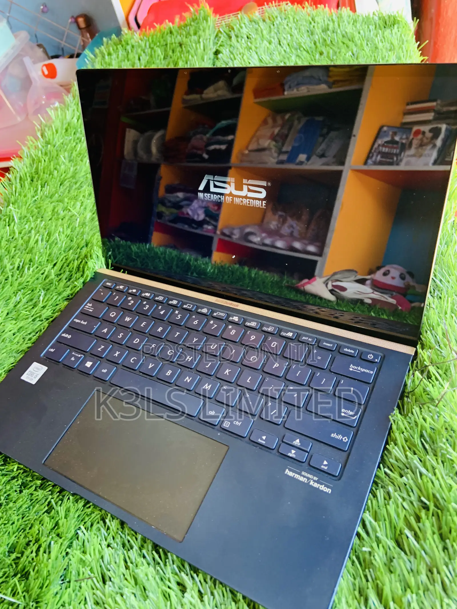 Laptop Asus Zenbook 14 UX434 8GB Intel Core i5 SSD 256GB