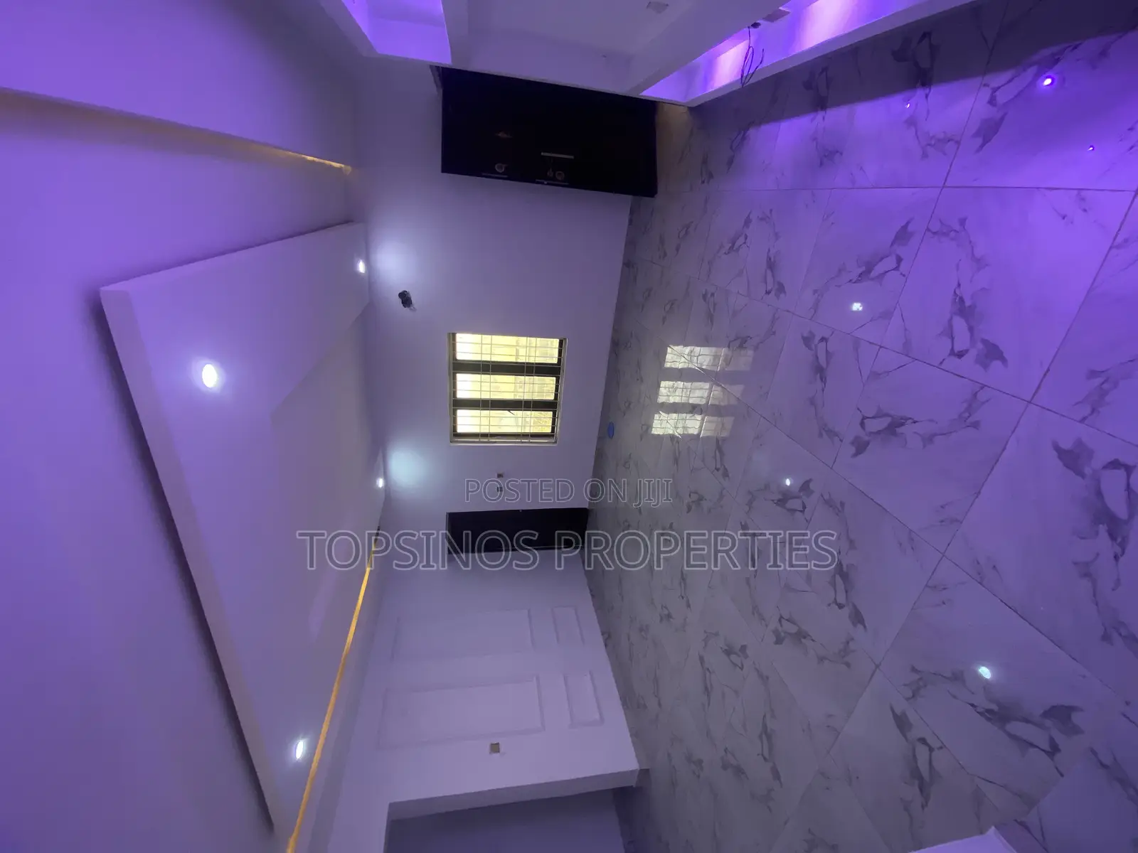 2bdrm Block of Flats in Dawaki for rent