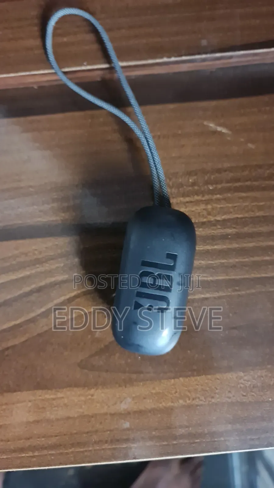 London Used JBL Reflect Mini NC