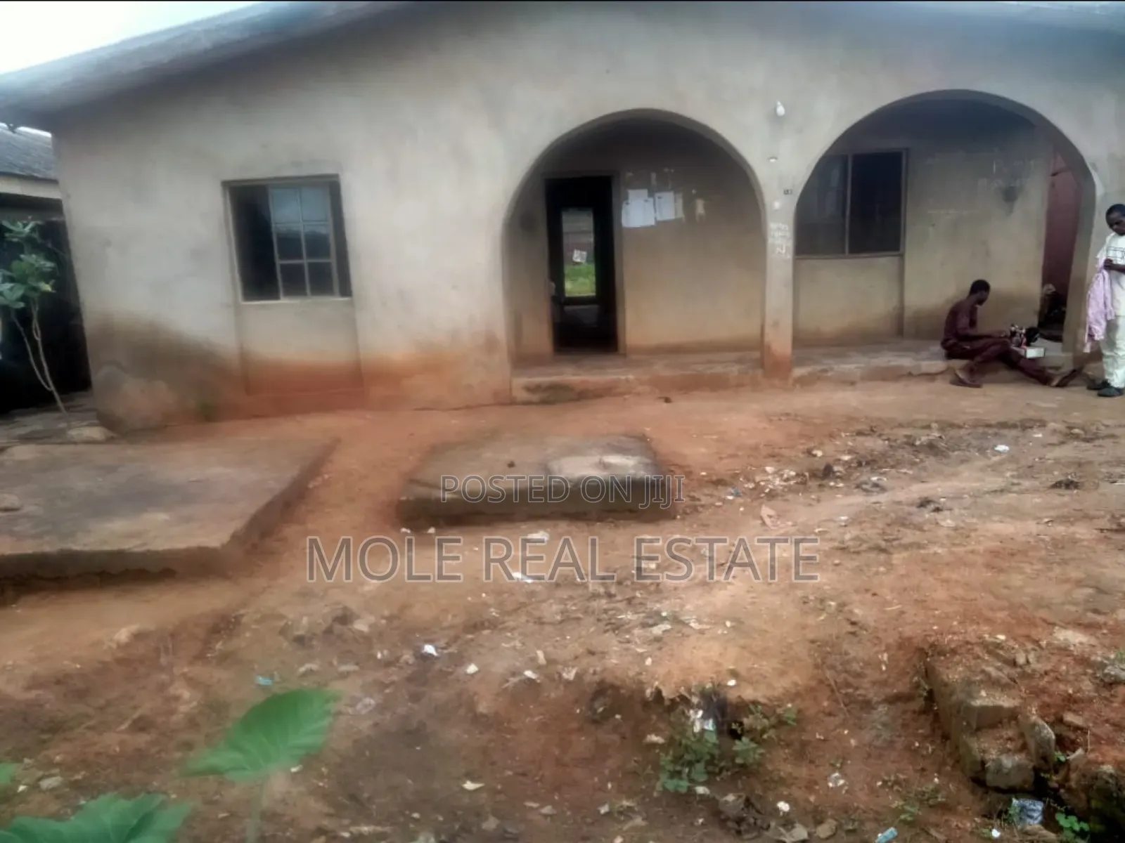 Full Plot With Bungalow Asalu Bustop Abaranje