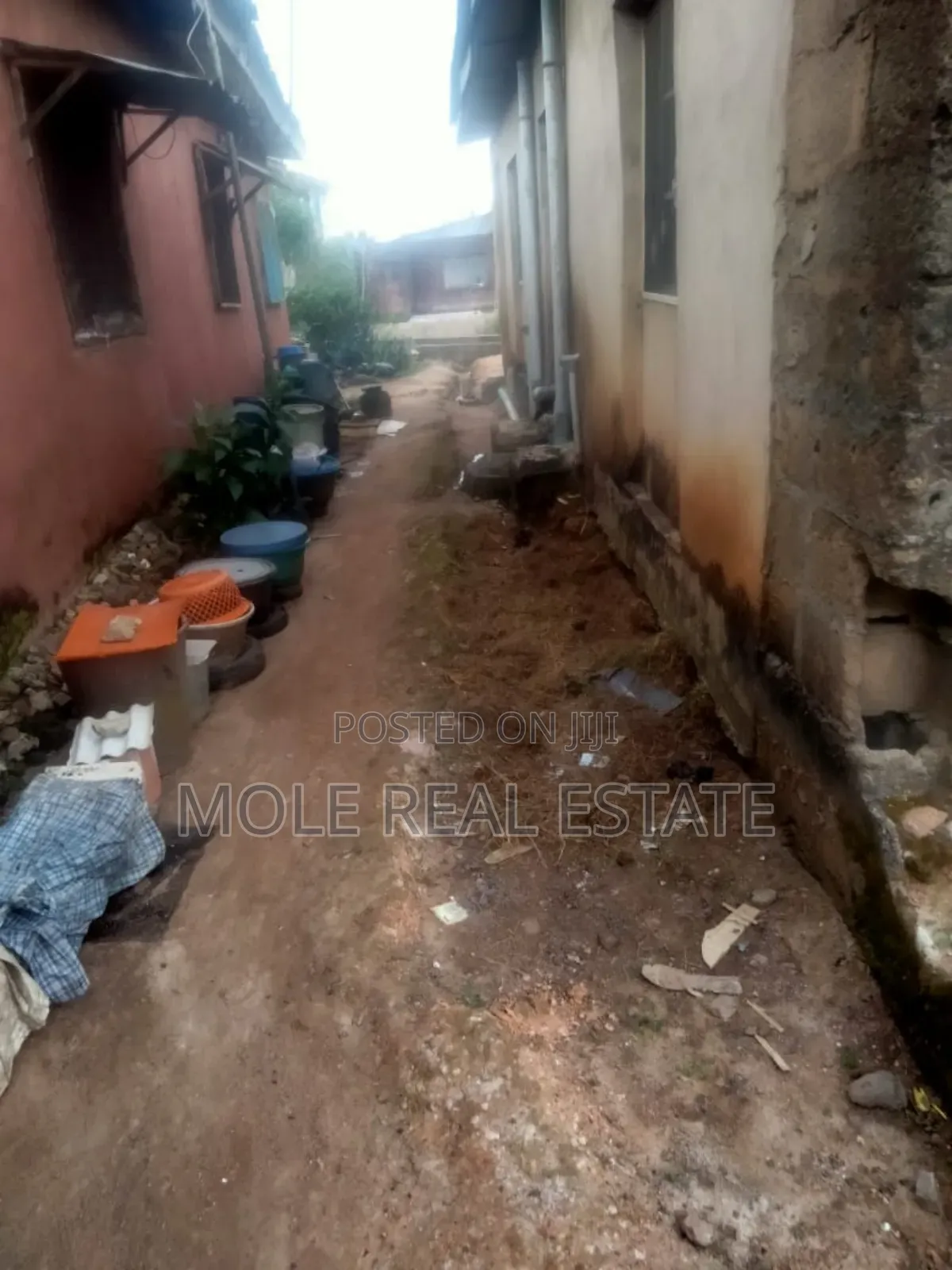 Full Plot With Bungalow Asalu Bustop Abaranje