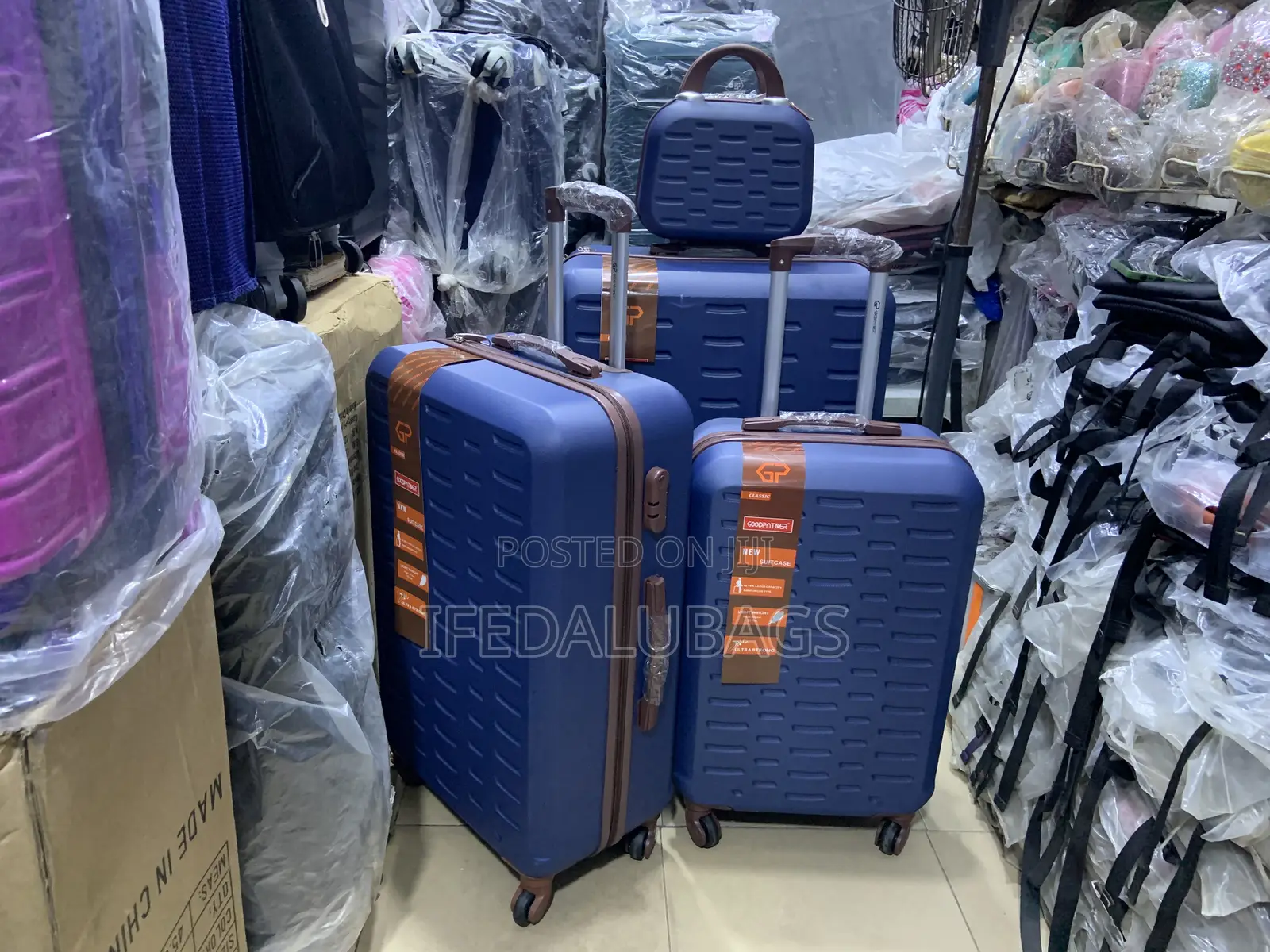 Set of Quality Plastic Luggage With Kit