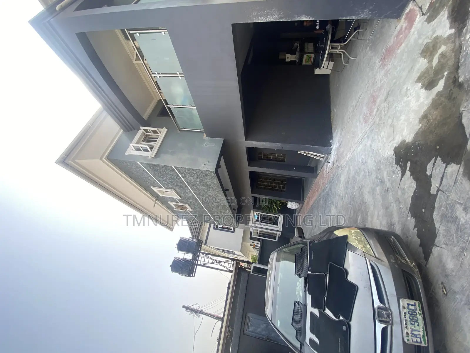 5bdrm Apartment in First Estate, Chevron for rent