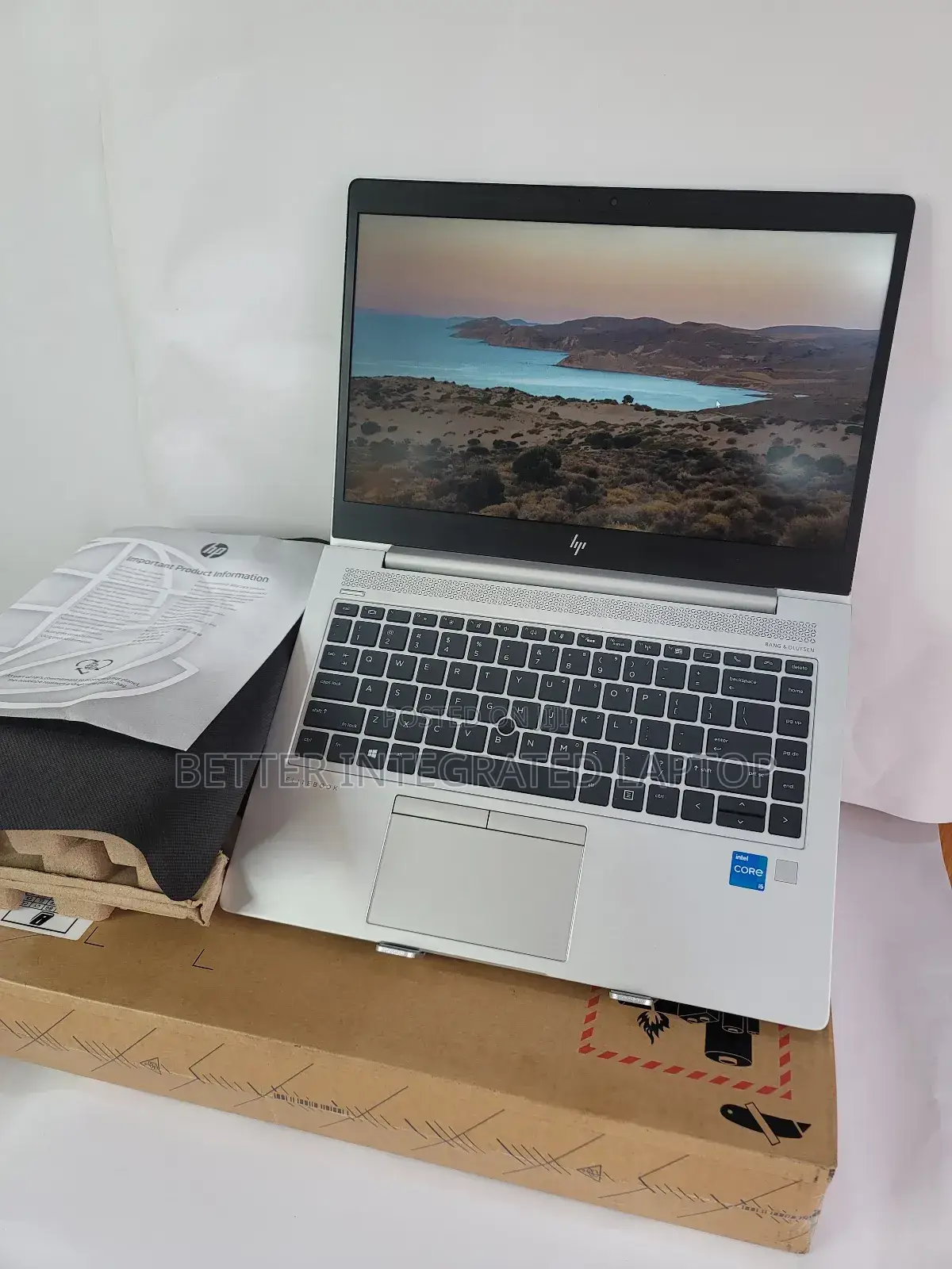 New Laptop HP EliteBook 830 32GB Intel Core I5 SSD 256GB