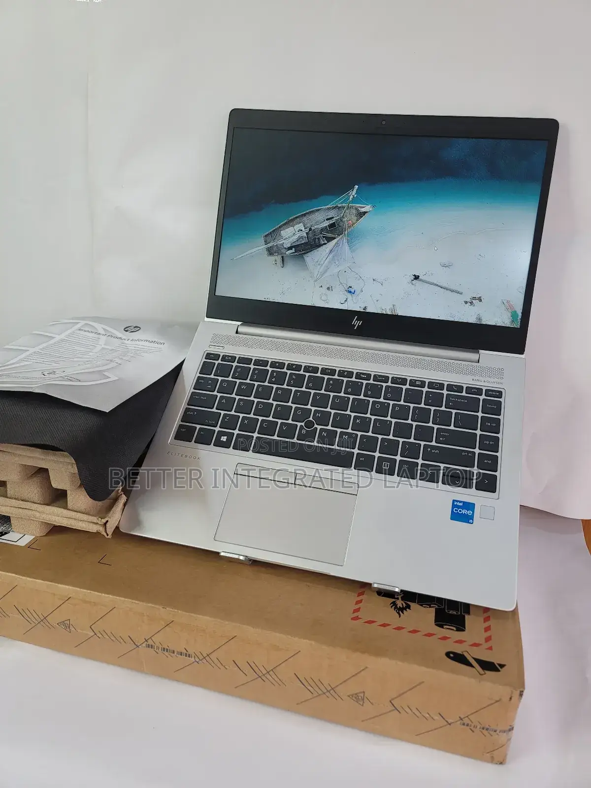 New Laptop HP EliteBook 830 12GB Intel Core I5 SSD 512GB