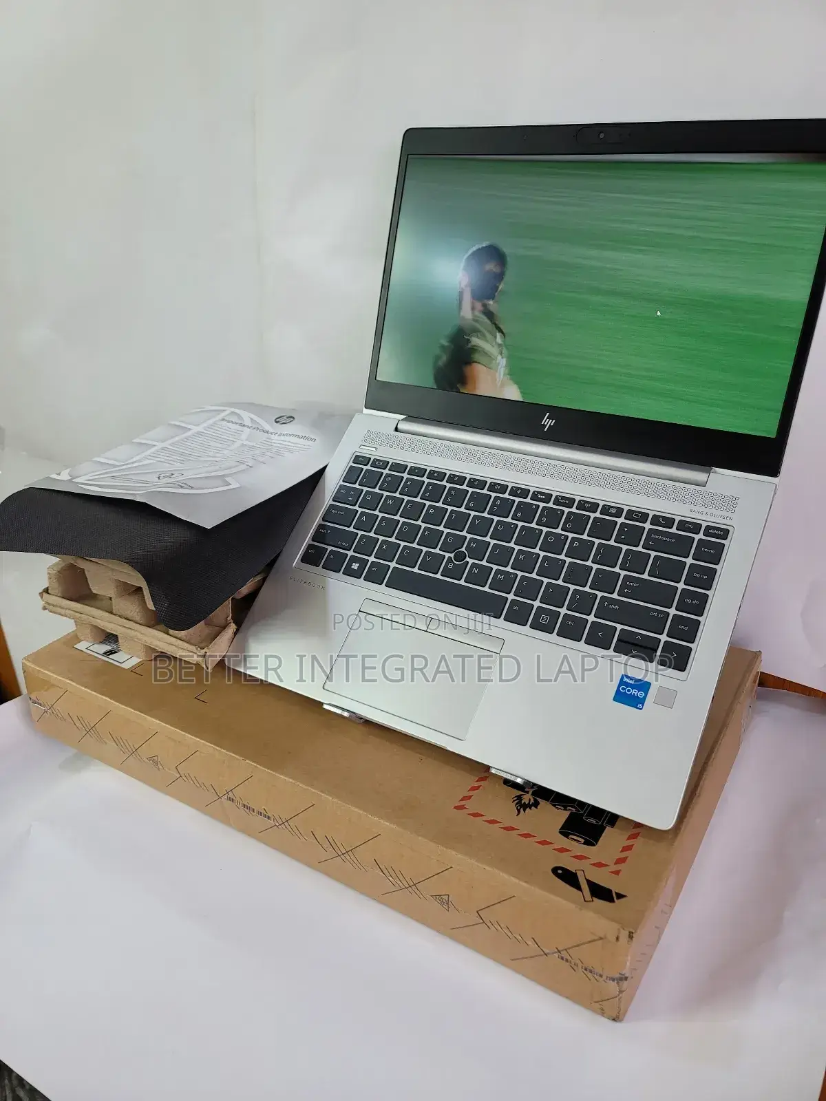 New Laptop HP EliteBook 830 8GB Intel Core i5 SSD 1T