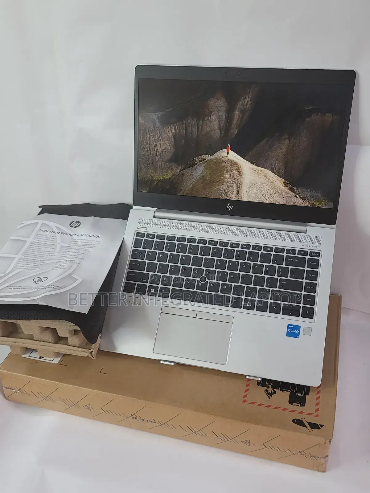 New Laptop HP EliteBook 830 12GB Intel Core i5 SSD 1T