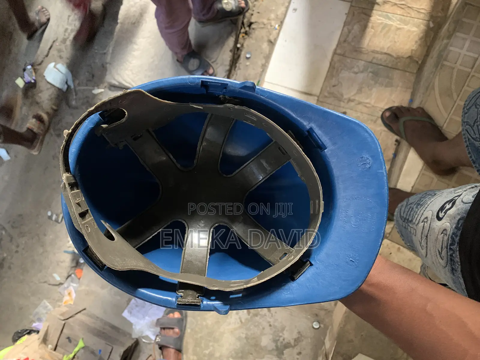 Workers Safety Helmet Available In Colors