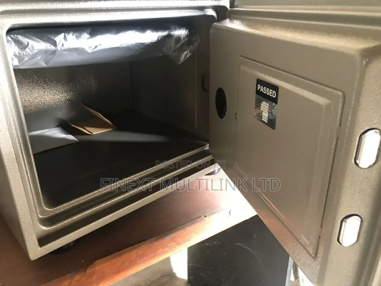 Safe & Cash Box Fire Proof