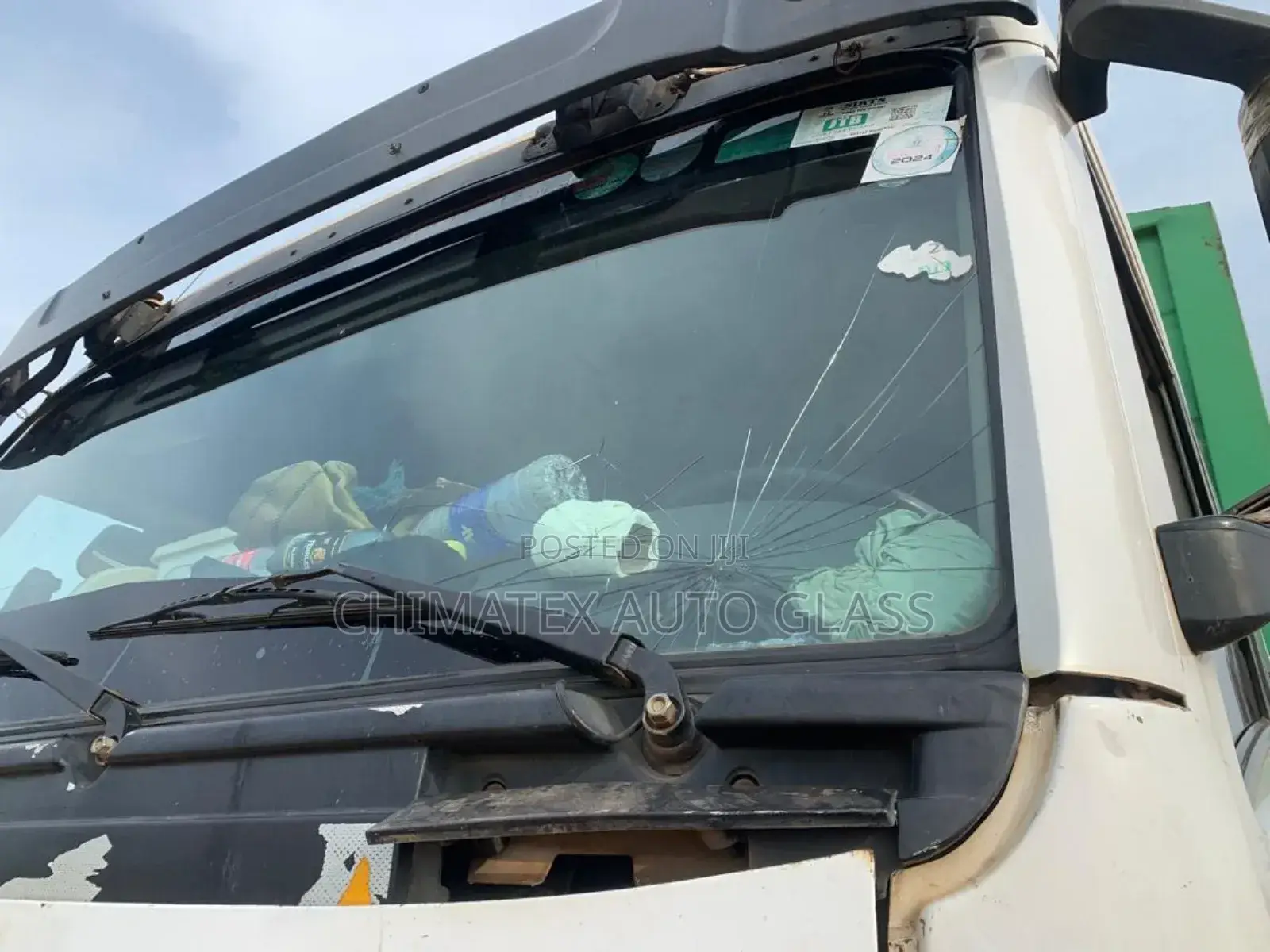 Faw Trucks Windscreen Glass Available We Deliver
