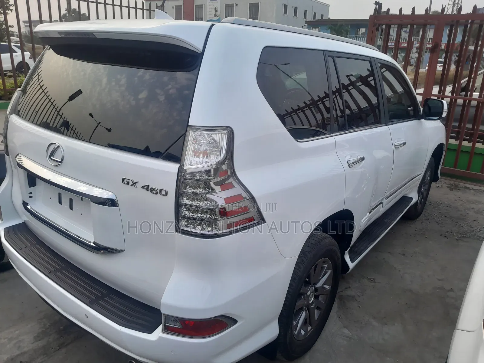 Lexus GX 460 Luxury 2019 White