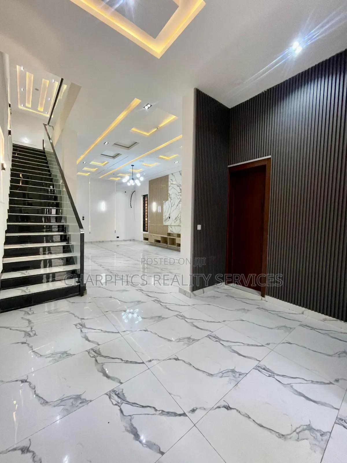 5bdrm Duplex in Ajah for sale
