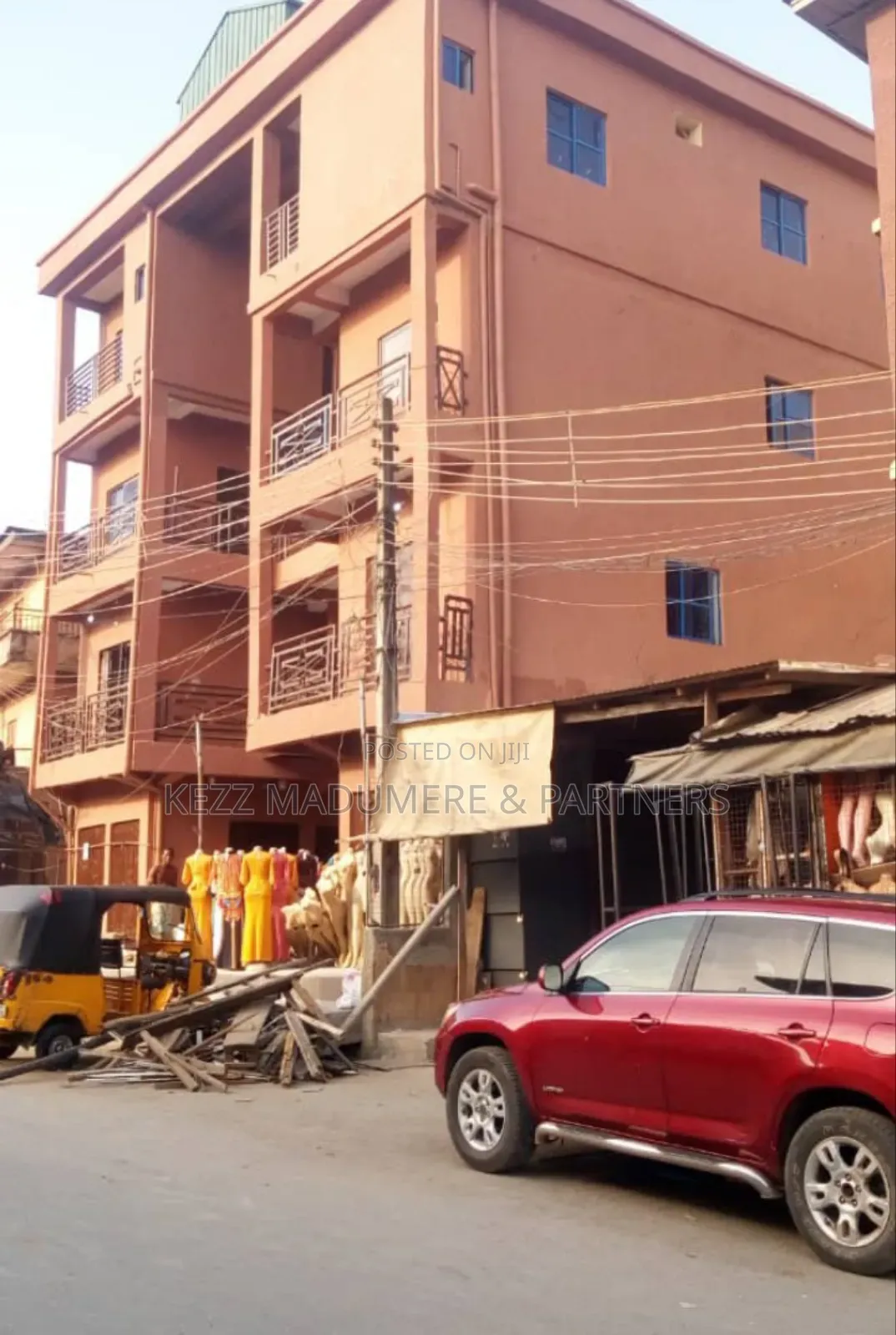 For Sale: 3 Storey Plaza Near Main Market, Onitsha