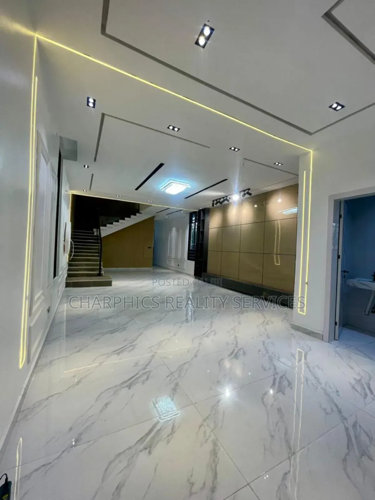 5bdrm Duplex in Ajah for sale
