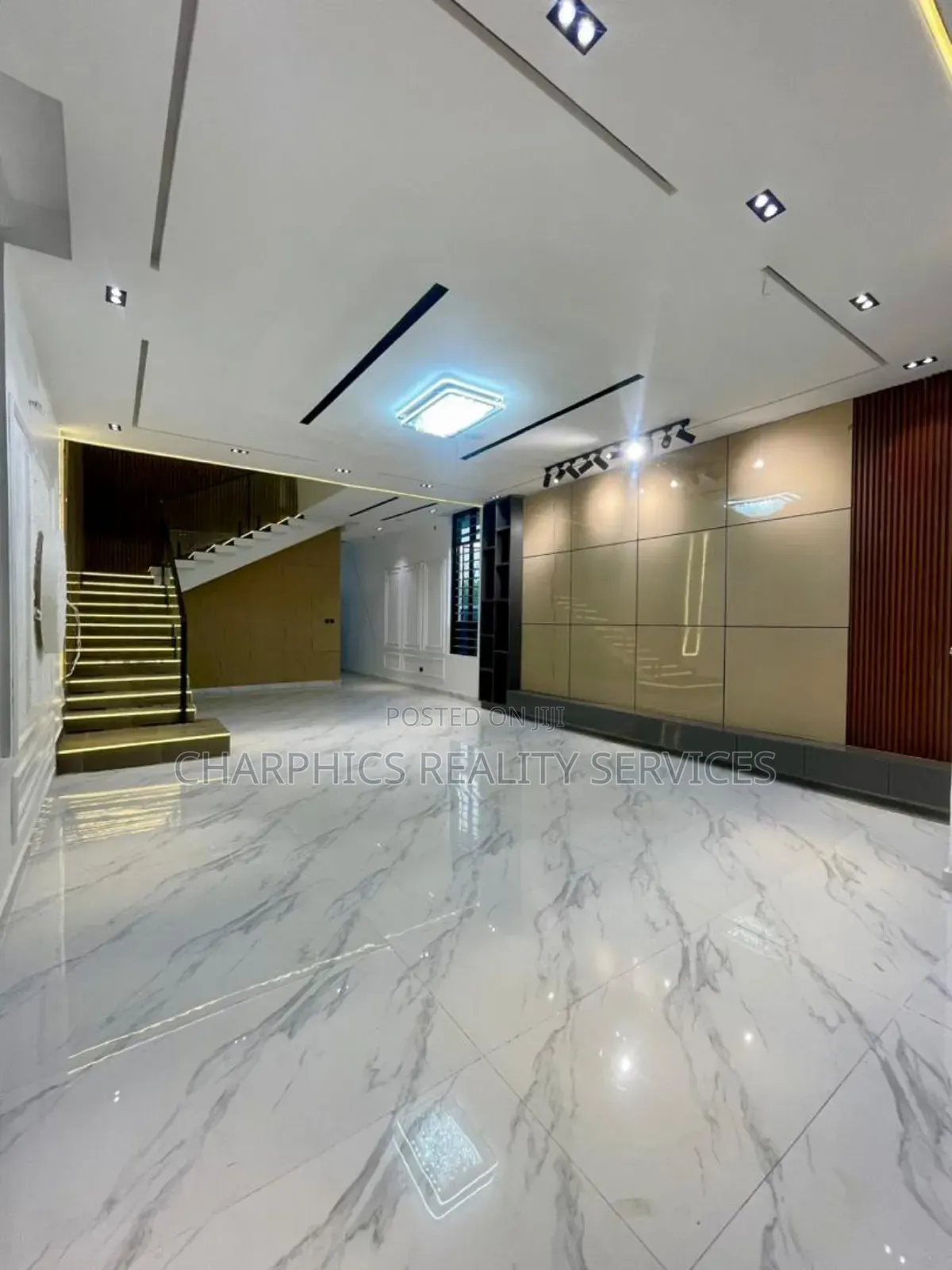 5bdrm Duplex in Ajah for sale