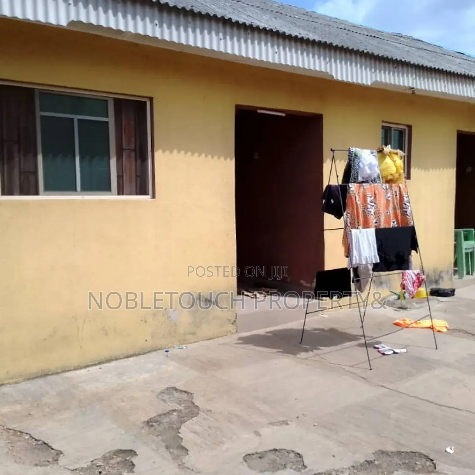 1bdrm Bungalow in Pakoto Ogun State, Ifo for sale