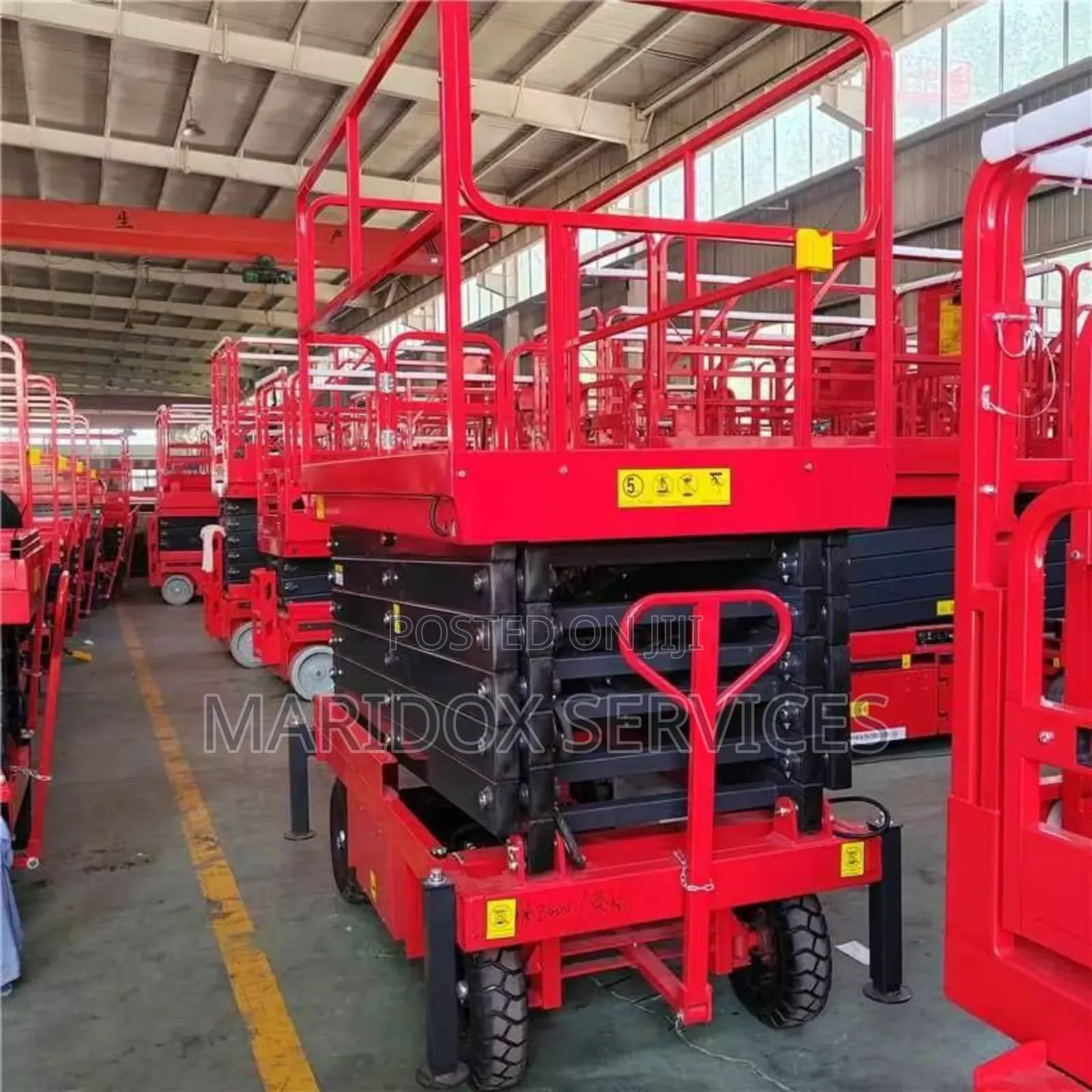 Scissor Lift 300kgx12m Battery Powered