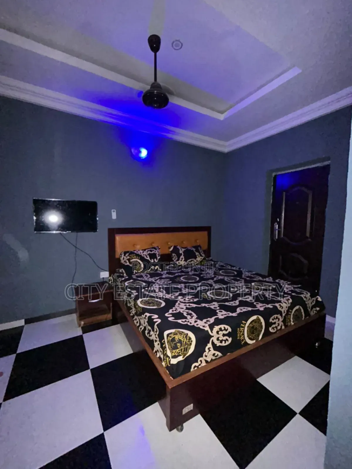 6 Rooms Hotel With Bar, Hall for Lease in Elikpokpodu