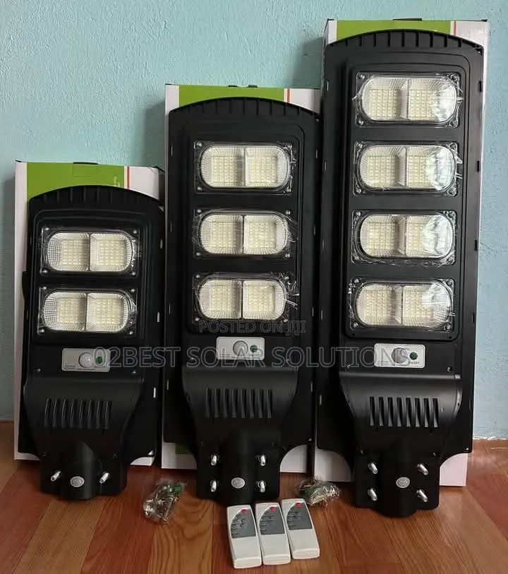 AKT Solar Street Lights