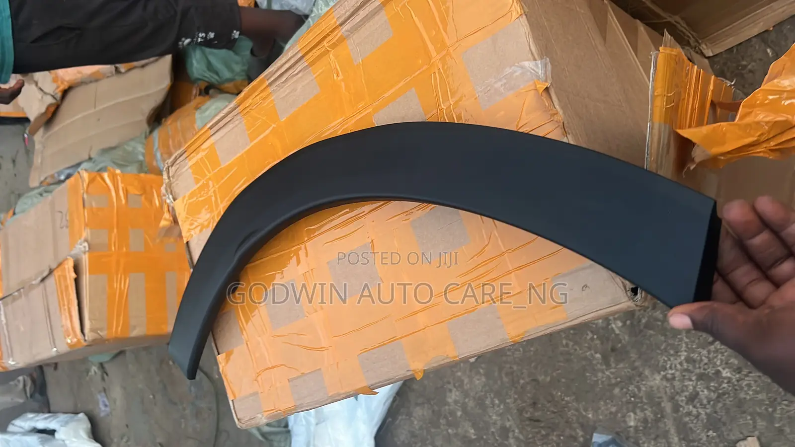 Fender Chrome 2023 Honda HRV