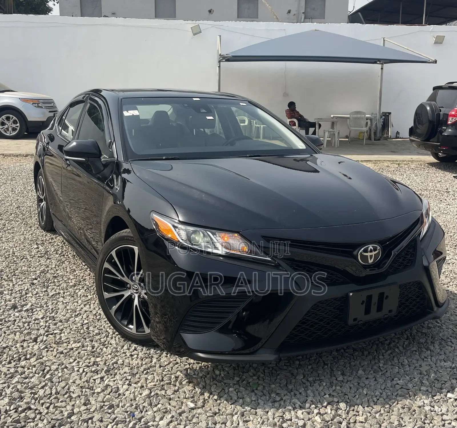 Toyota Camry SE FWD (2.5L 4cyl 8AM) 2018 Black