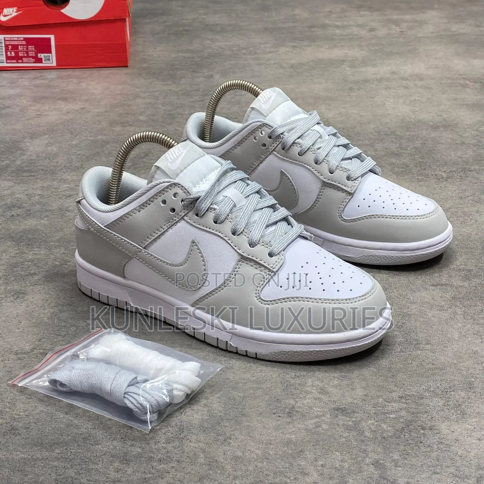 Original Nike SB Dunk Series Sneakers Collections