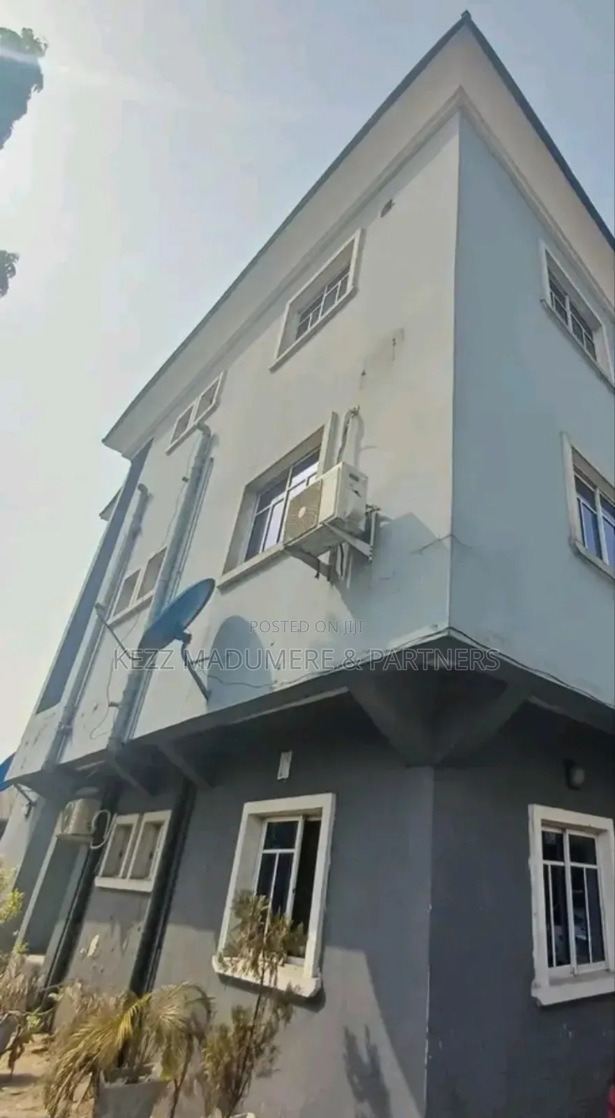 12bdrm Block of Flats in Amechi Primary Sch., Port-Harcourt for sale