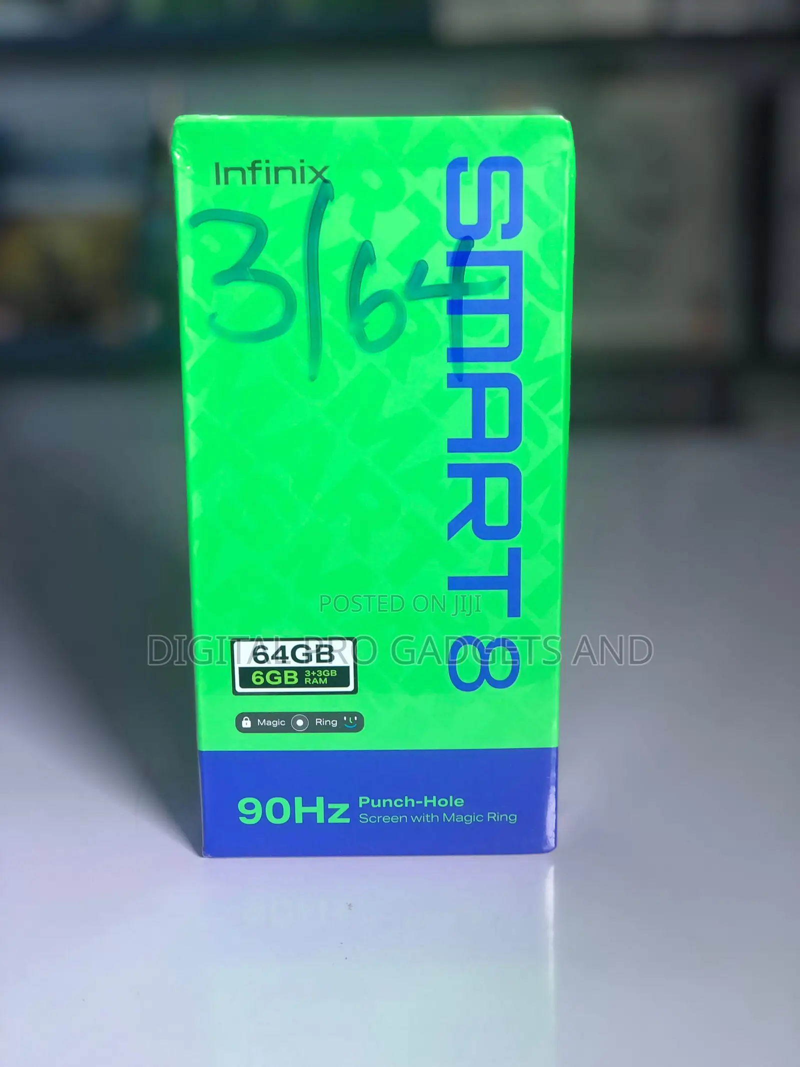 New Infinix Smart 8 64 GB Gold