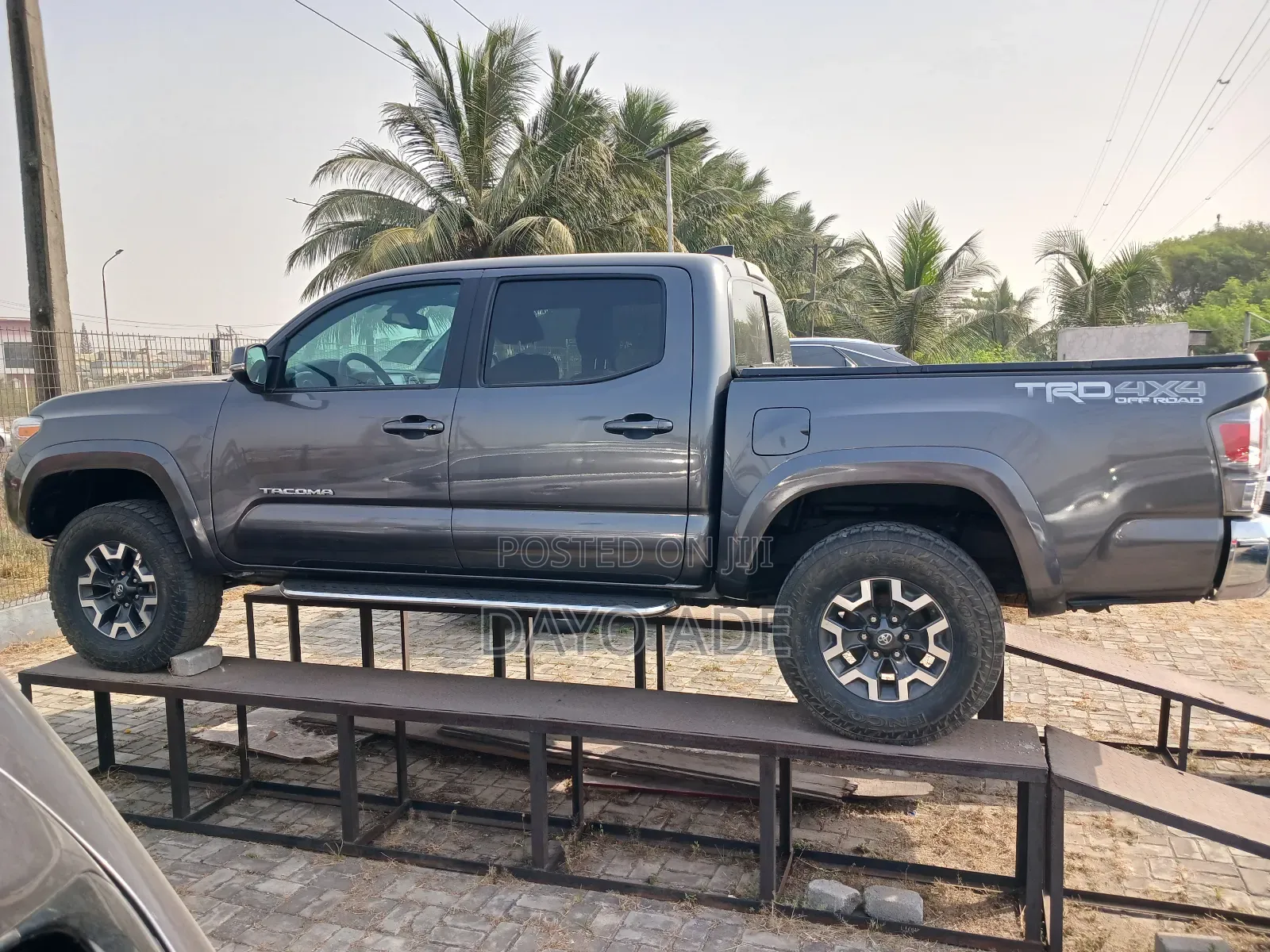 Toyota Tacoma TRD Off Road V6 4x4 Double Cab 127.4 in. WB 2020 Gray