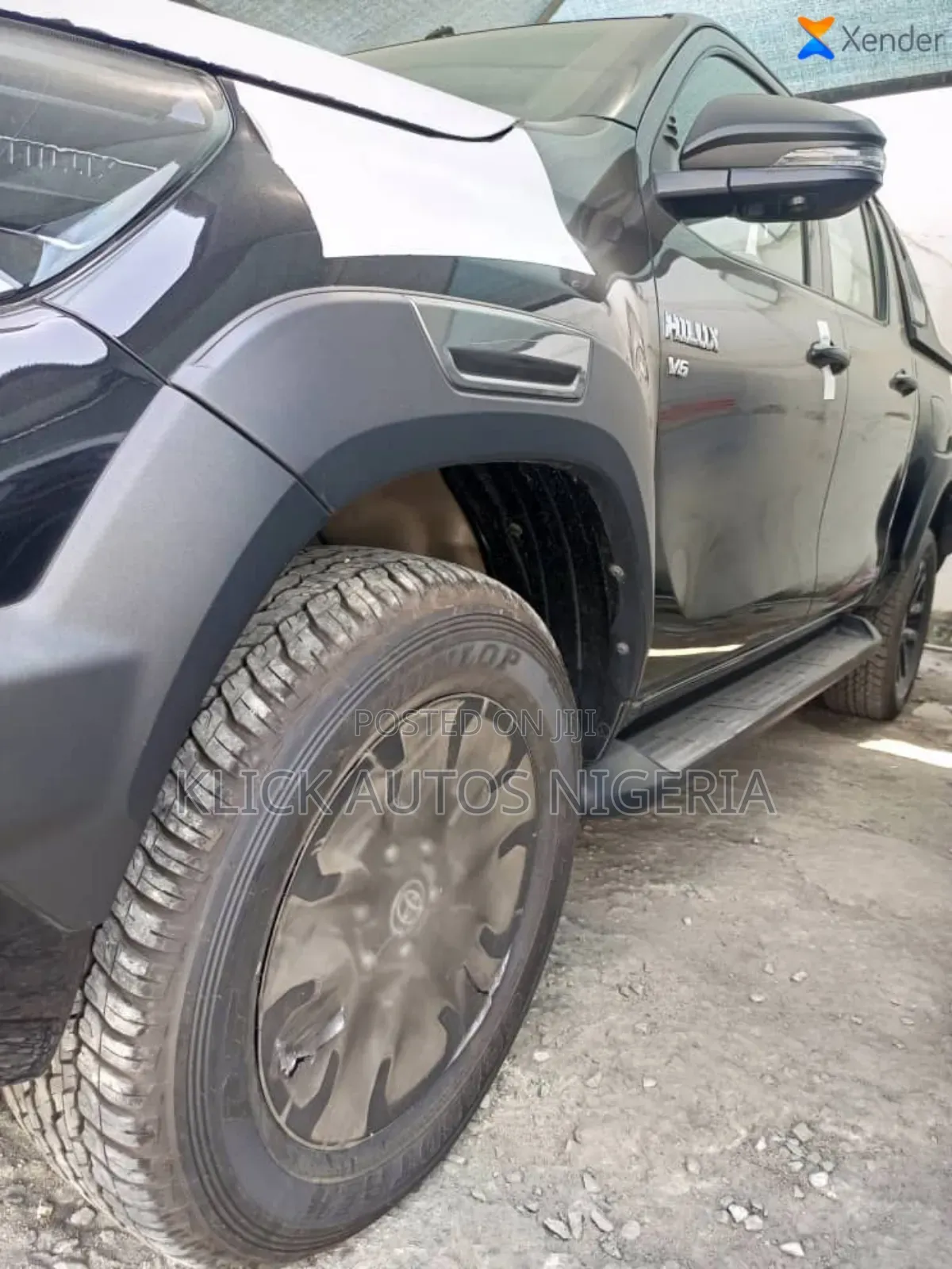 New Toyota Hilux 2023 Black
