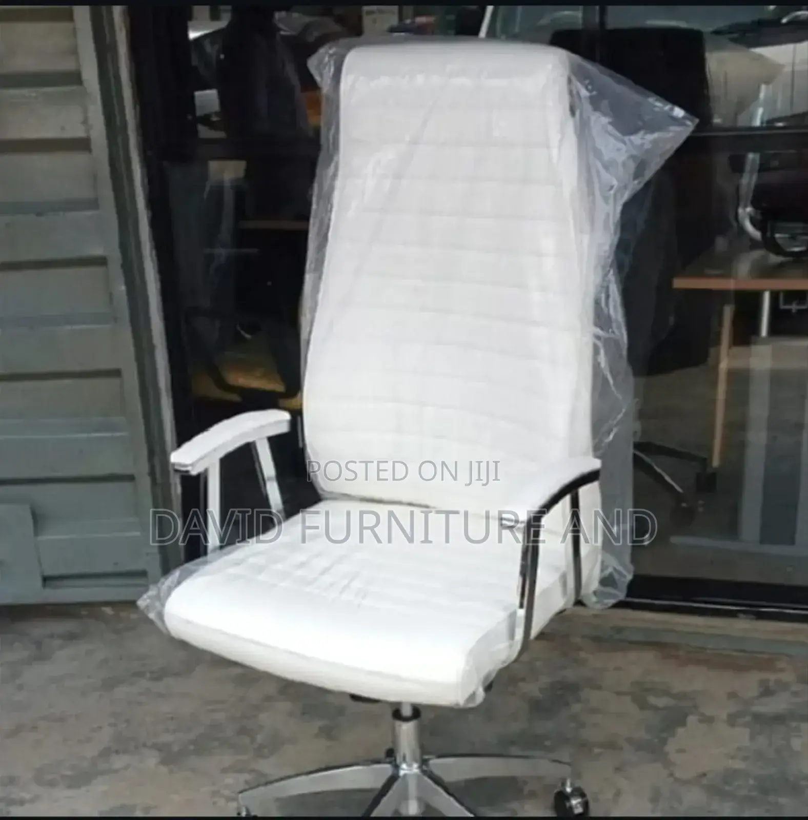 Swivel Seat