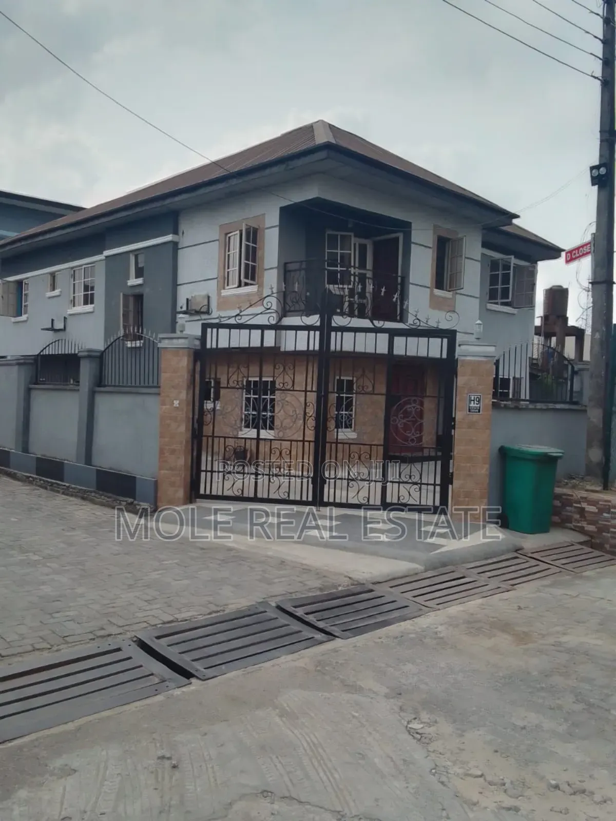 4bdrm Duplex in Meiran In A Cute for sale
