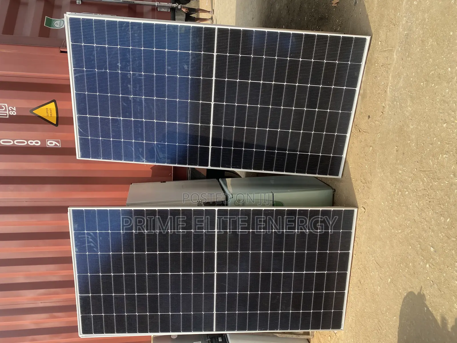600w Solar Panels (144 Cells) We