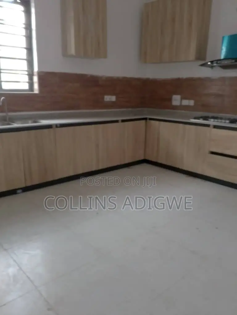 4bdrm Duplex in New Vgc Lekki for rent