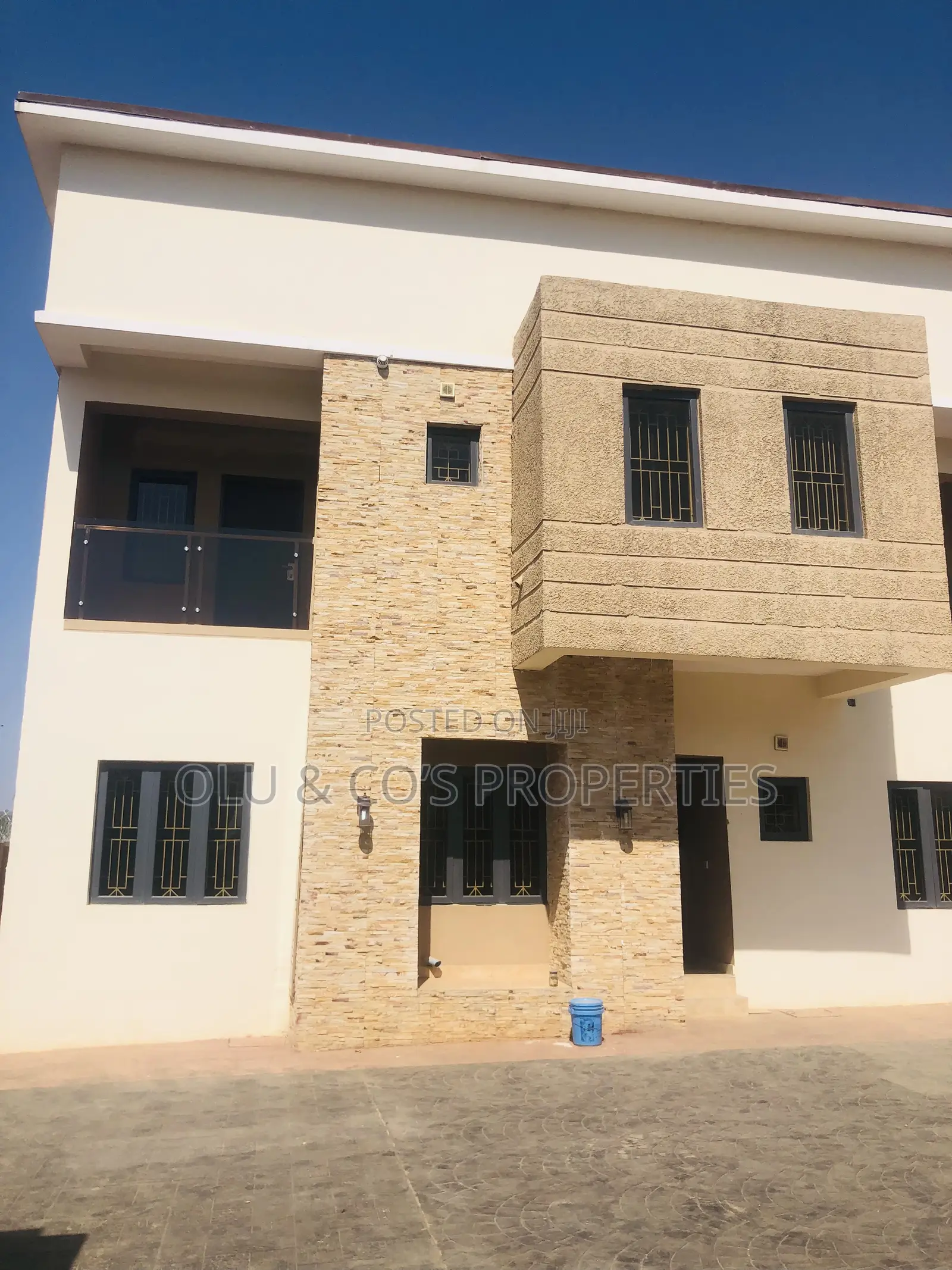 4bdrm Duplex in Citec Estate, Jabi for rent