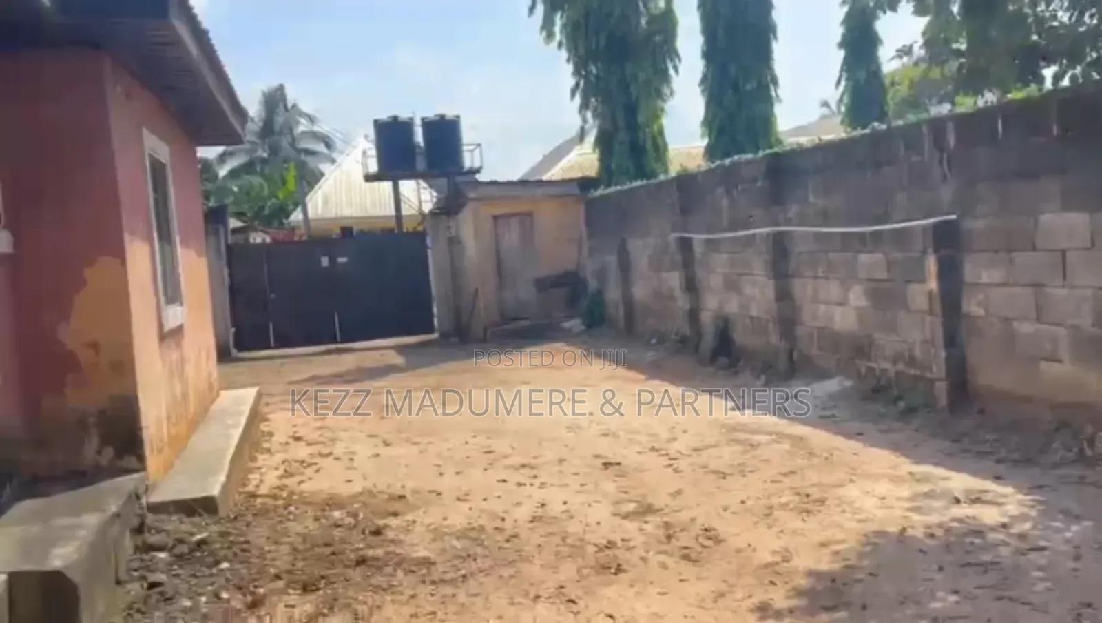 9bdrm Bungalow in Imo Housing Estate, for sale