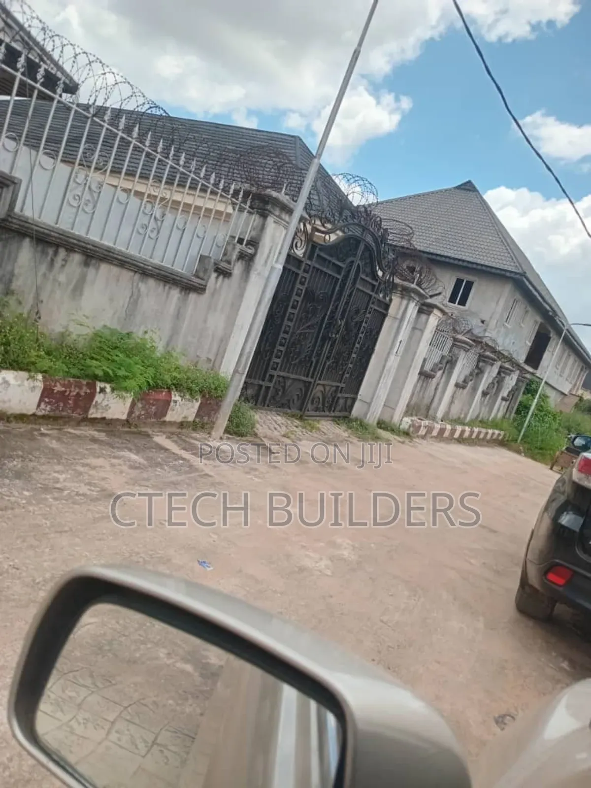 12bdrm Bungalow in Benin City for sale